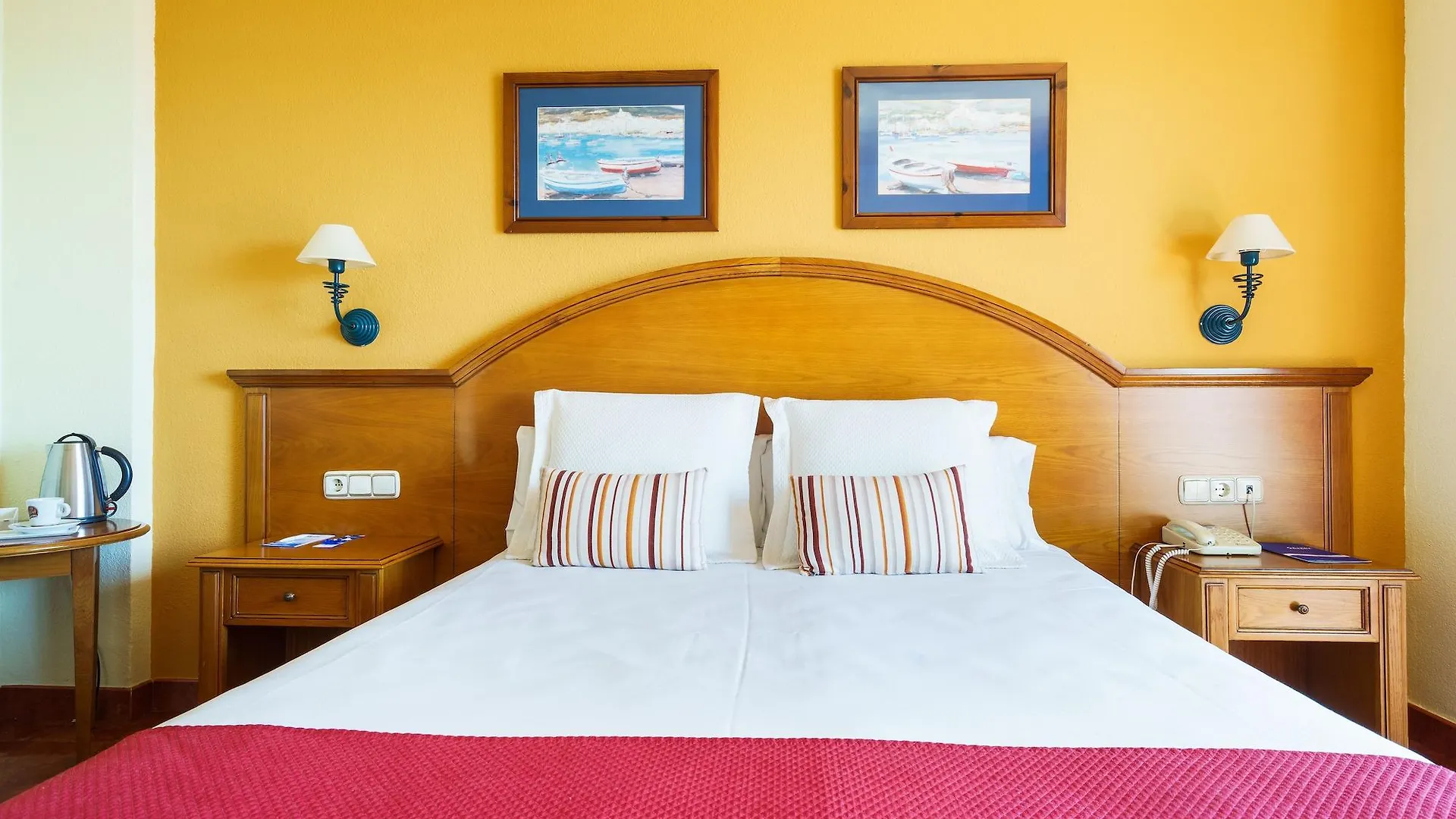 Hotel Isabel Торремолинос